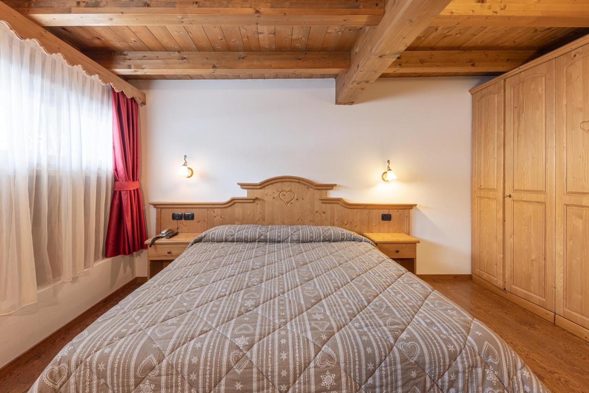 Residence Adler San Martino Di Castrozza Eksteriør bilde